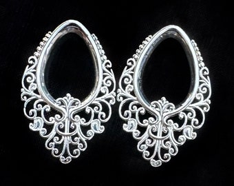 Pair of Silver Filigree Ornate Tunnels. Teardrop Flared Tunnels. 0G, 00G, 12mm, 14mm, 16mm.