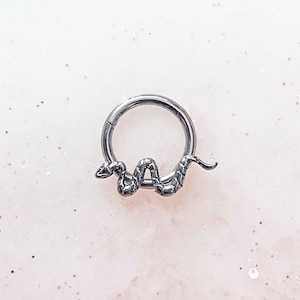 Silver Titanium Snake Clicker Hoop for Septum and Daith piercings. 16G. 8mm or 10mm.