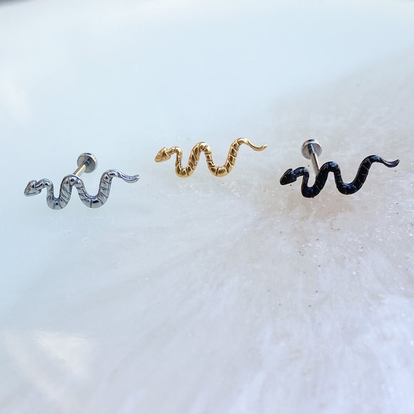 Implant Grade Titanium Snake Labret in Gold, Silver, or Black.Threadless / Push-In. For Cartilage, Nose, Tragus, Flat, and Lobe piercings.