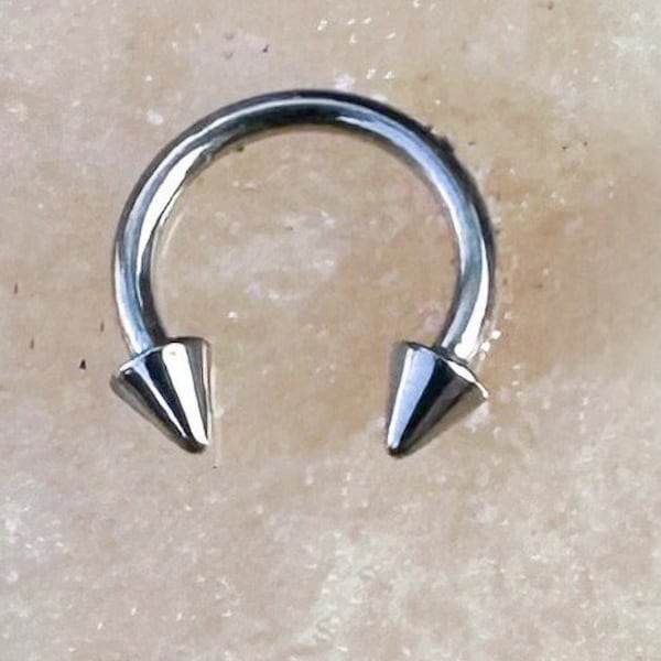 Titanium Silver Spike Horseshoe for Septum, Daith, and Cartilage piercings. 18F, 16G, 14G, or 12G. 8mm or 10mm.