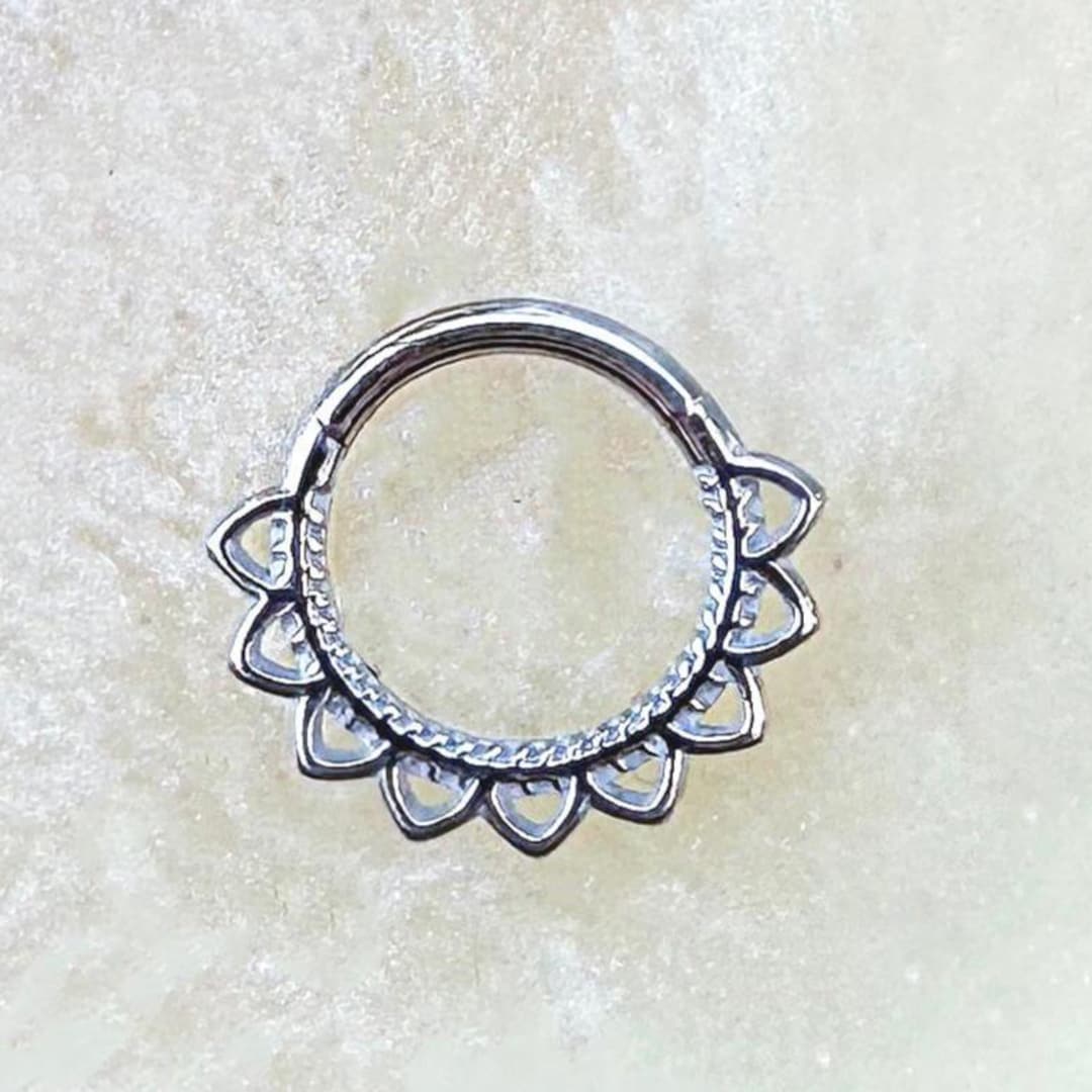 Silver Clicker Dainty Silver Filigree Titanium Clicker for Septum, Daith, and ...