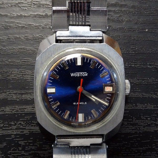 Vostok 2214. Vintage Original Soviet Mechanical Classic Watch with Rare Dial Design 1980s