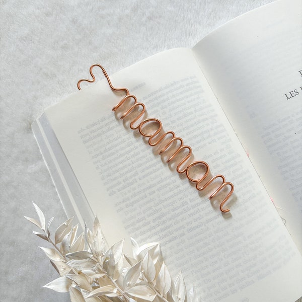 Personalized aluminum wire bookmark with heart