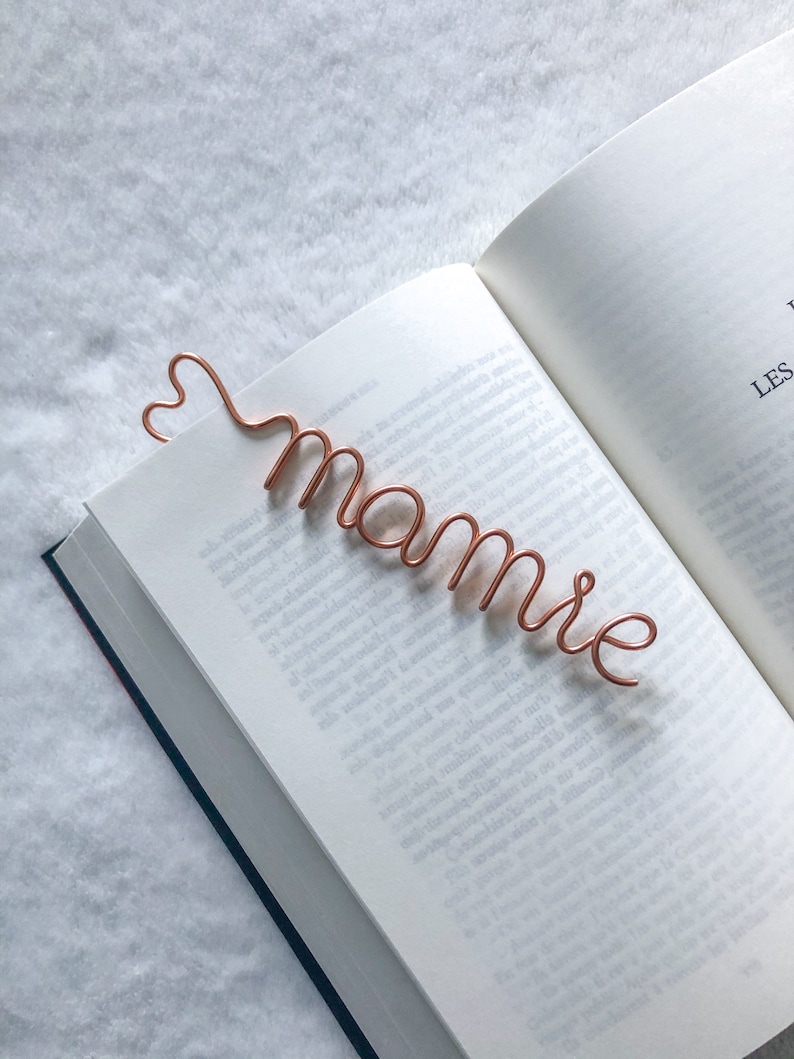 Personalized aluminum wire bookmark with heart image 1