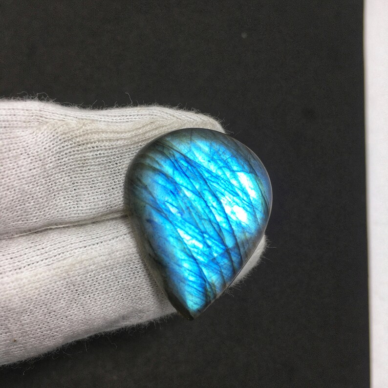 Natural Labradorite Cabochon Excellent Blue Flashy Fire Labradorite pearJewelry Making Loose Gemstone 32x20x7 mm 44.10 ct