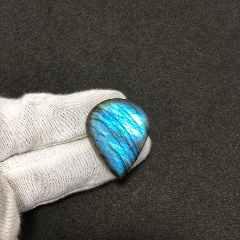 Natural Labradorite Cabochon Excellent Blue Flashy Fire Labradorite pearJewelry Making Loose Gemstone 32x20x7 mm 44.10 ct