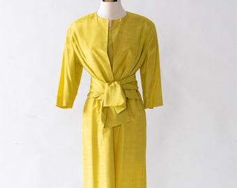 banana republic lime green dress Banana Republic Men's Light Green Button-Up Dress Shirt - Size L main image 0