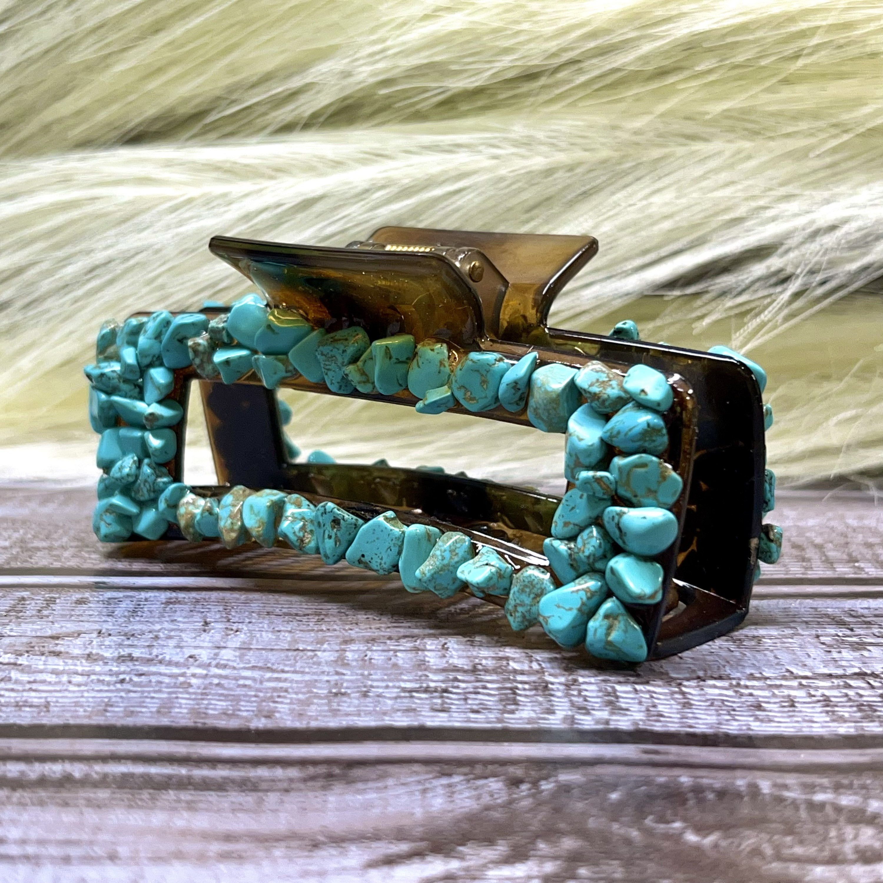 Western-Inspired Silver Hair Claw Clips with Turquoise Accent Set A31 Bundle Amazon.com : KOVOLITU Women main image 4