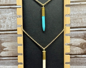 Collar con pinchos calibre 22