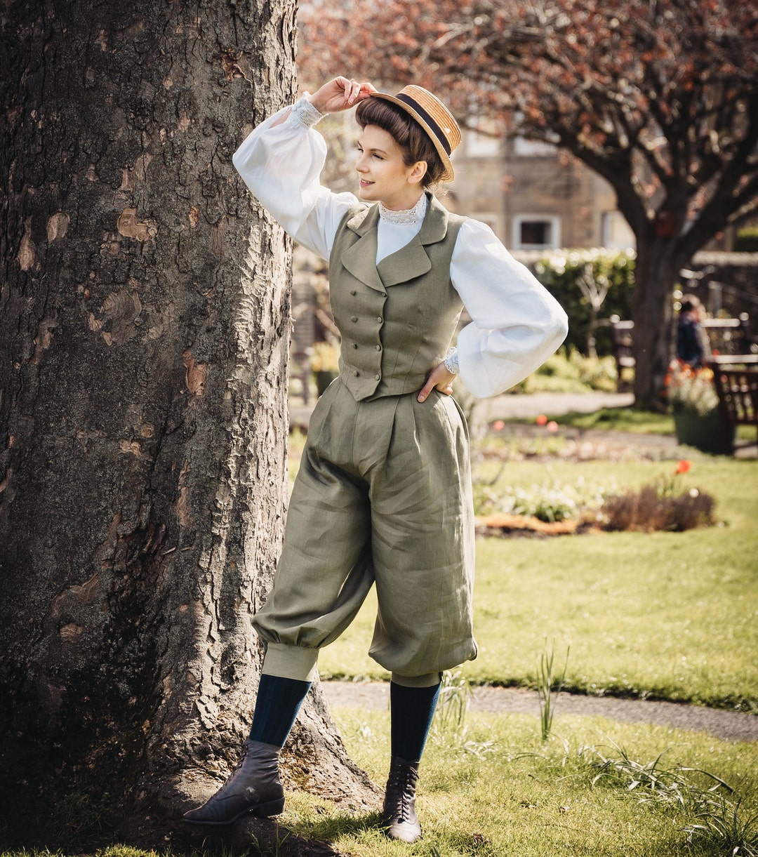 Victorian Linen Bloomers, Vintage in Edwardian Style Bicycle Pants