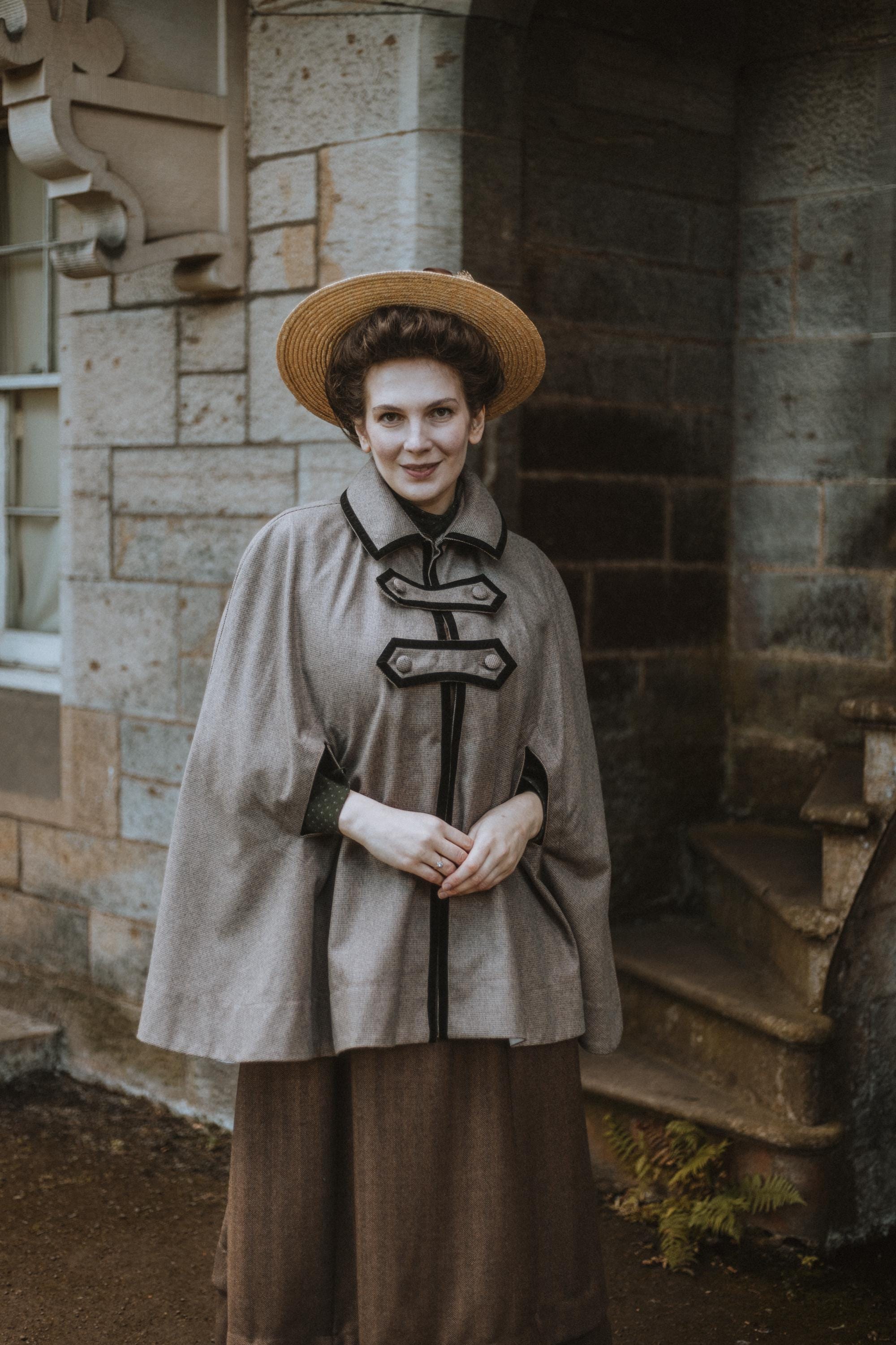 Vintage Style Wool Cape: Handmade Victorian Edwardian Style Tweed