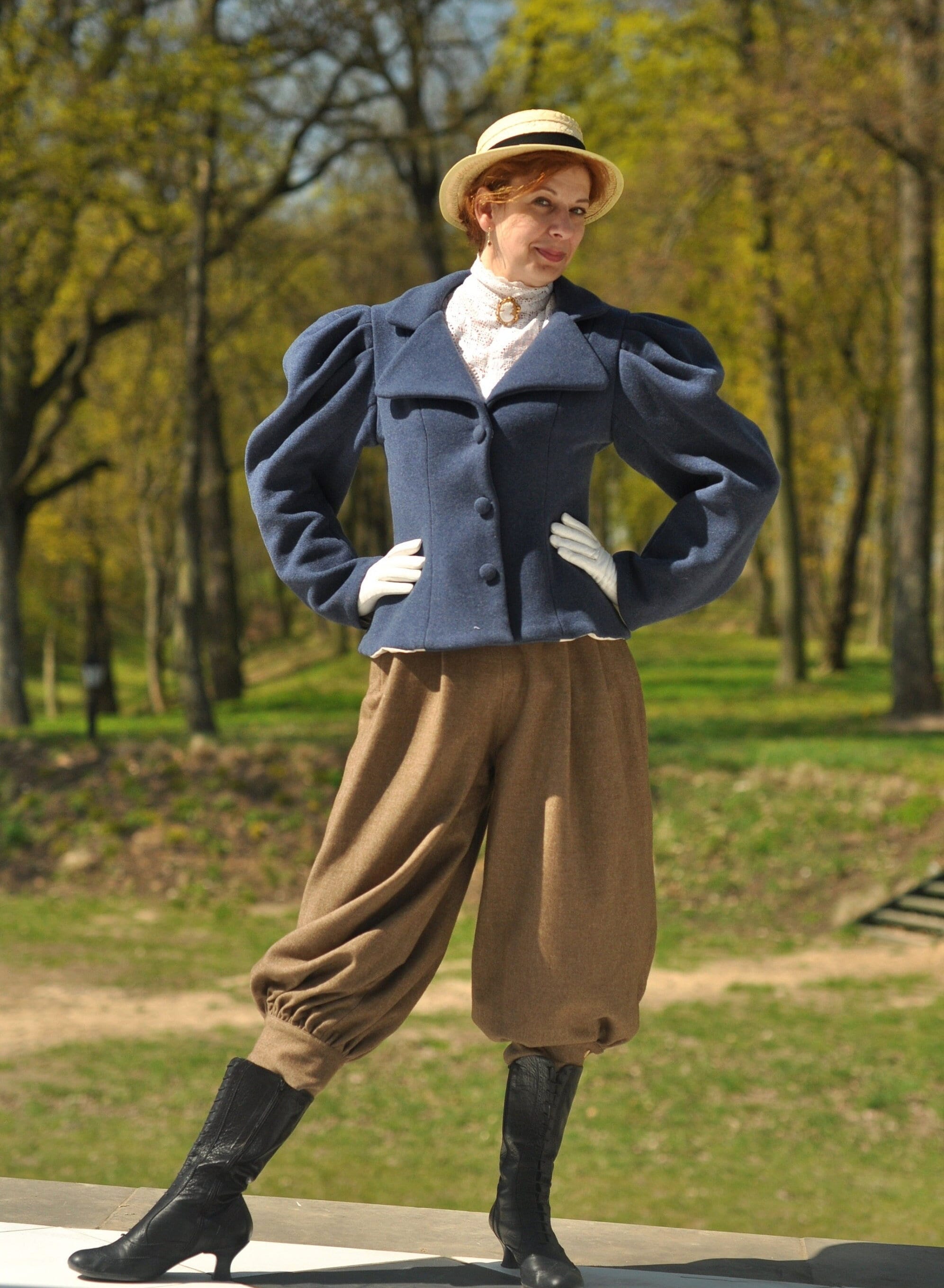 Victorian Linen Bloomers, Vintage in Edwardian Style Bicycle Pants