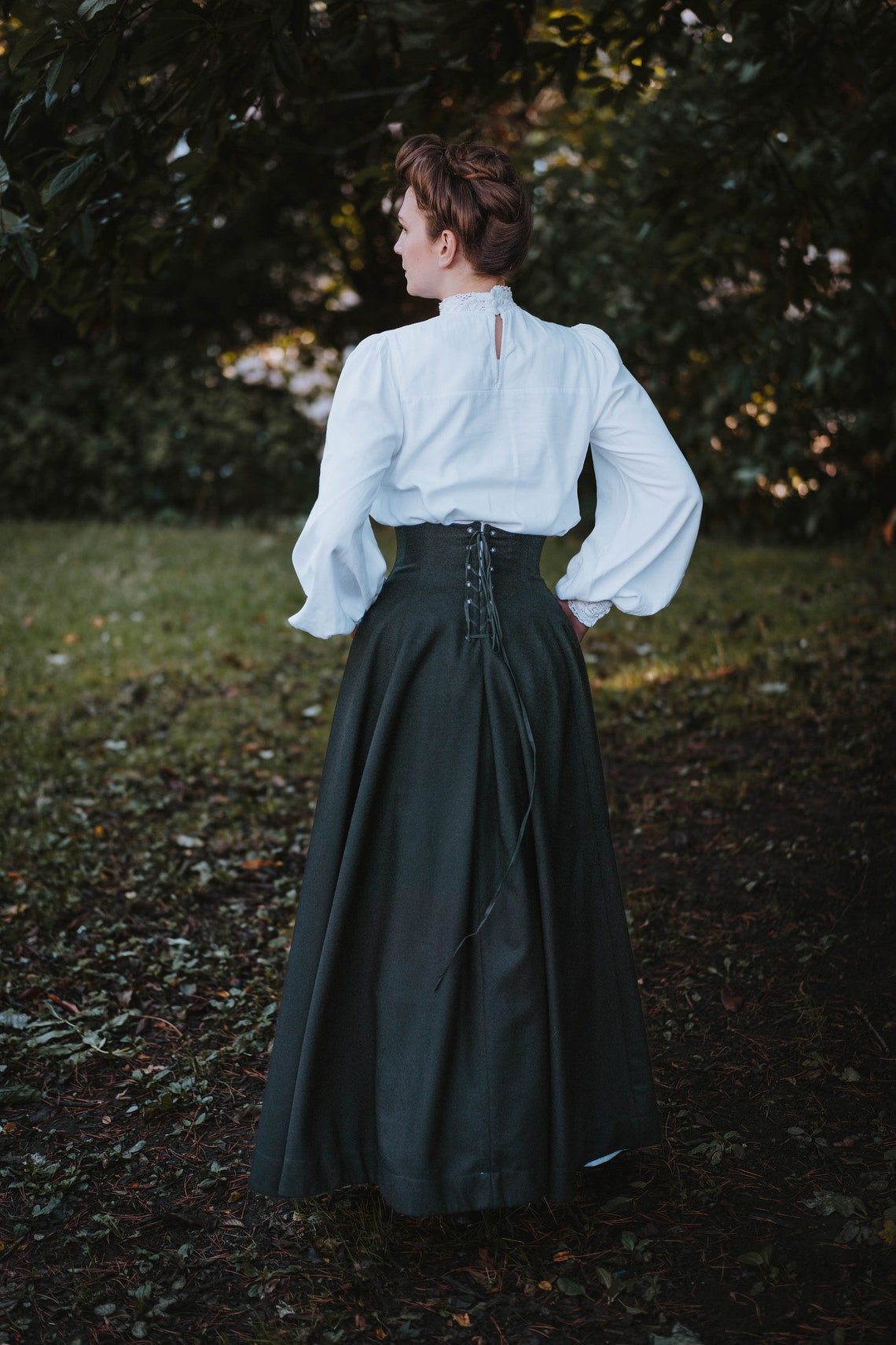 Edwardian Skirts History – 1900 – 1910s     High Waist skirt Edwardian skirt Wool skirt Maxi skirt Gothic skirt Victorian skirt Walking skirt Laced skirt Historical dress  AT vintagedancer.com