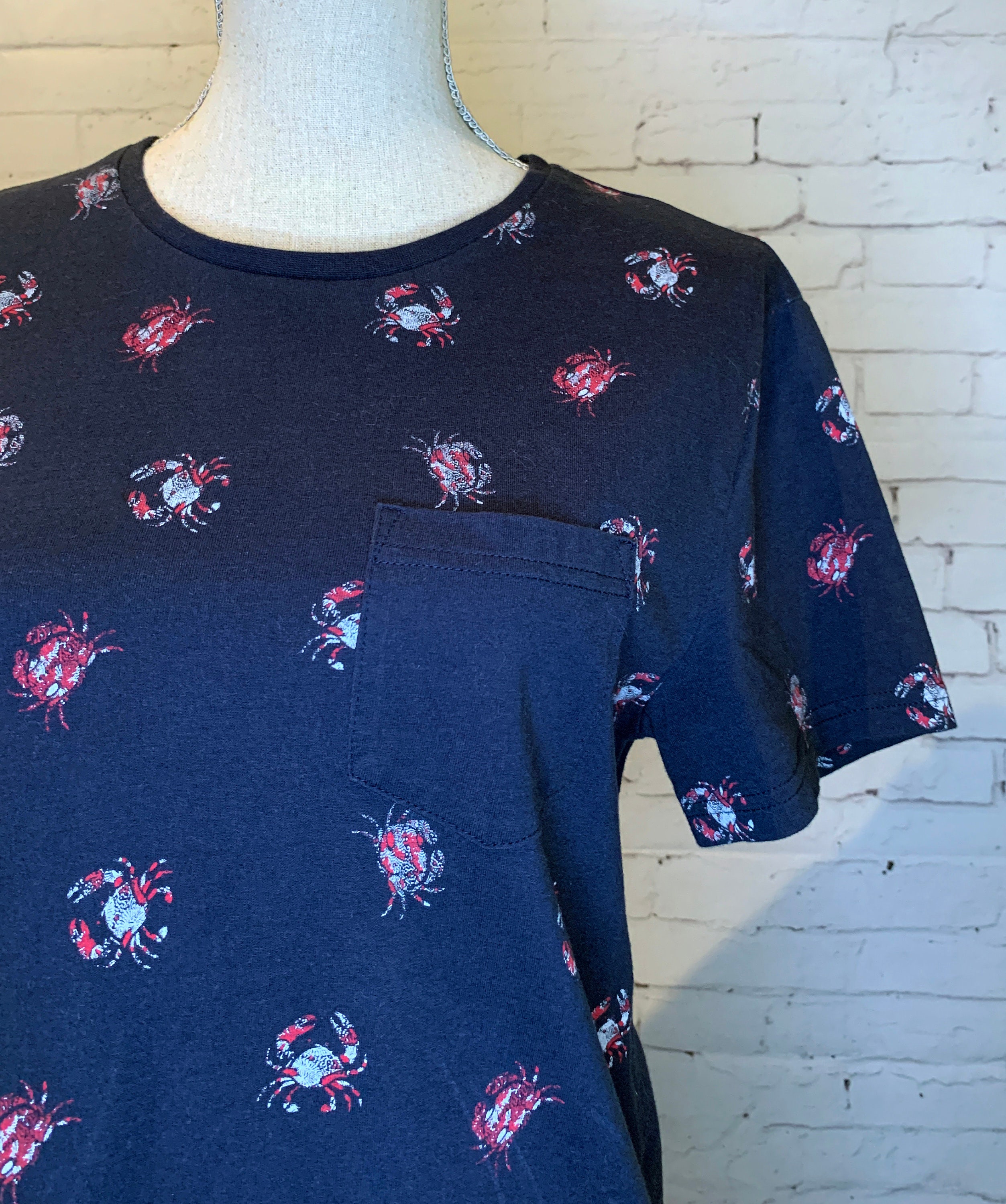 Blue Crab Shirt -  Canada
