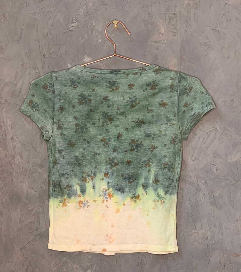 THRIFTED /& UPCYCLED Boho Blouse Tie Dye Boho Top Cute Floral Tie Dye Top Floral Tie Dye Green White Tie Dye 2000/'s Tops Y2K Top