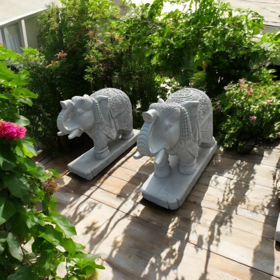 大理石　象の置物 手作りの白い大理石の象の像：ガーデン＆ホームデコレーション - Etsy 日本
