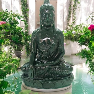 Elegante Handgefertigte Grüne Jade Buddha Handwerker Skulptur Luxus Jade Stein Handgeschnitzte Meditation Figur Moderne Kunst für Wohnkultur Geschenk