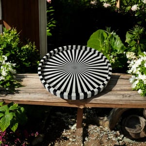 24&quot; Luxury Handmade Round Black & White Bone Inlay Coffee Table Top Elegant Floral Artistic Design Modern Home, Garden Decor Interior