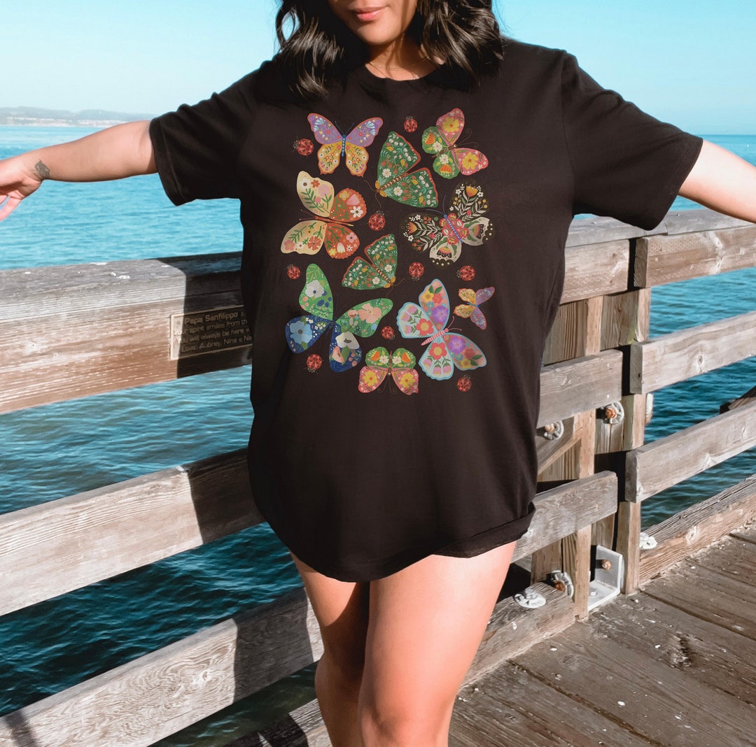 Camisa de mariposas vintage unisex, senderismo amante de la naturaleza ...