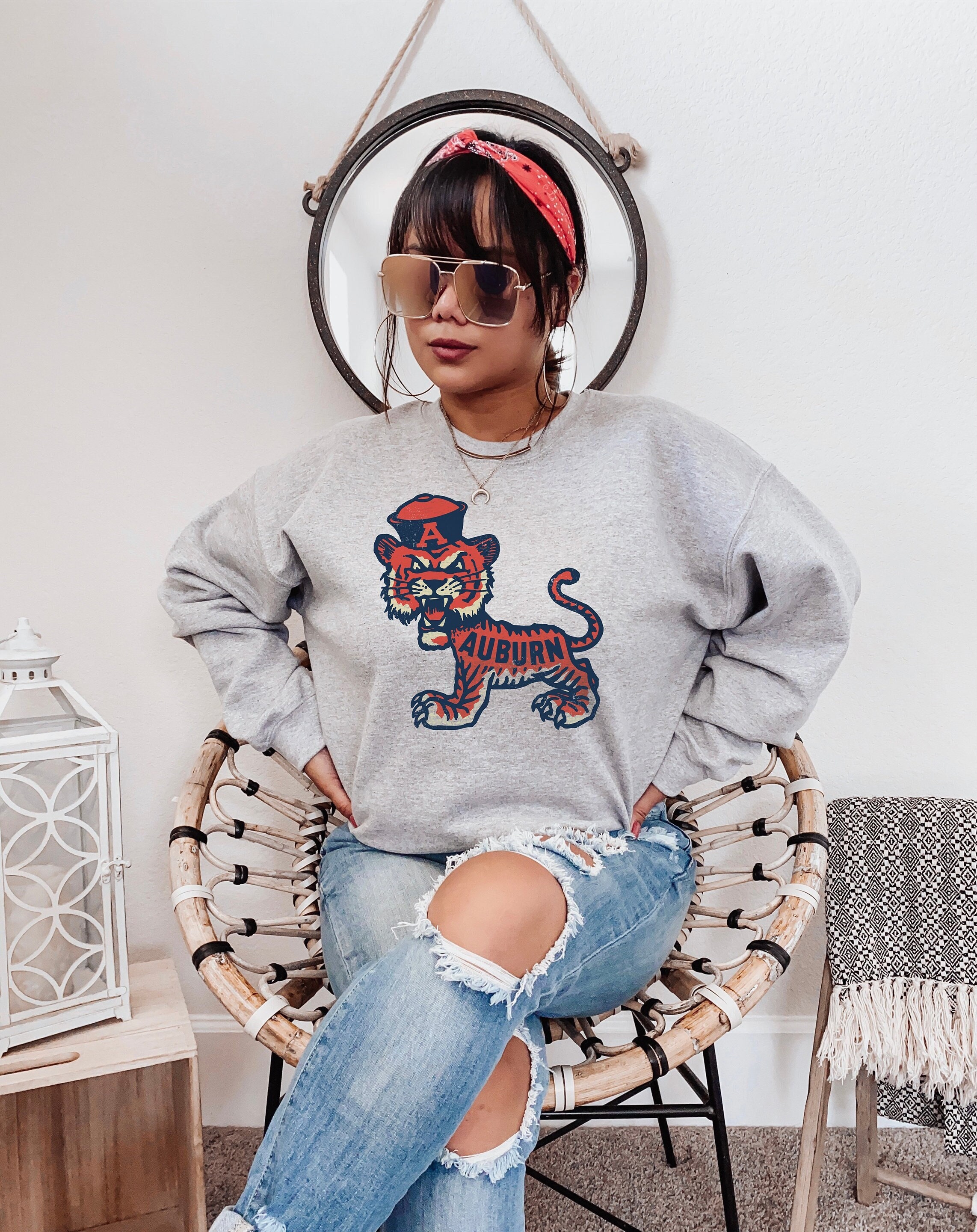 Retro 1950s Auburn University Tiger Sweatshirt - Vintage Aesthetic Pullover - College Mascot Unisex Top