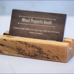 Wooden Business Card Holder with natural grain pattern | Porte-carte d'affaire | Spalted Maple | Made in Canada