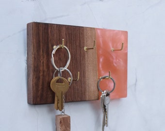 Key Hanger - Wooden - Walnut, Epoxy - Pink | Key Hook, Key Organizer, Key Holder | Porte-Clés | Cintre À Clés en Bois | Made in Canada