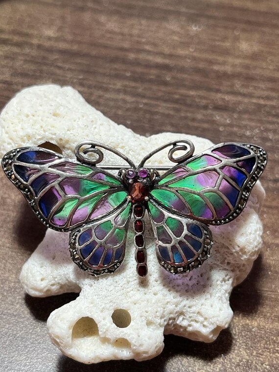 Beautiful Solid Silver Monarch Butterfly With Garnet,glass Inlay