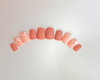 Hand painted matt simple Press on nails set - natural color Glue On nails - Luxury Press On Nails customised customized