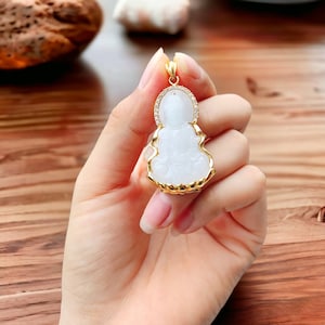 Avalokitesvara Bodhisattva Jade Pendant, Buddha Jade Pendant, Avalokitesvara Bodhisattva Necklace, Guan Yin Jade Pendent, Mother’s Day Gift