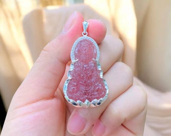 Guanyin Strawberry Quartz Pendant, Avalokitesvara Bodhisattva Borded Silver Pendant, Mother's Day Gift, Guanyin Bodhisattva Pendant