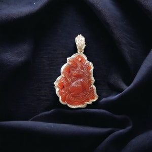 Nine-Tailed Fox Agate Pendant for Necklace, Natural Agate Pendant, Agate Necklace, Burmese Gemstones, Chinese Mythology, Carved Jewelry