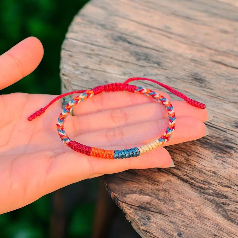 Bracelet chanceux en fil rouge tibétain pour hommes et femmes