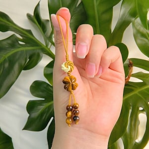 Tiger&#39;s eye Phone Accessory, 4-leaf Clover Keychain, Lucky Phone Hanging Accessories, Lucky Keychain, Gift Keychain, Feng Shui Keychain