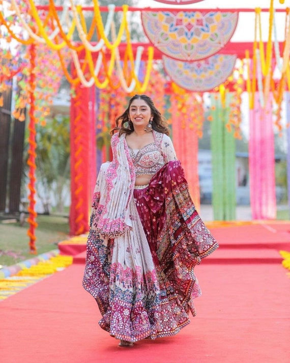 Navratri Special Lehenga Choli for Women Indian Festival Wear Lengha Choli  Gujarati Chaniya Choli Garba Night Multi Color Work Ghagra Choli -   Canada