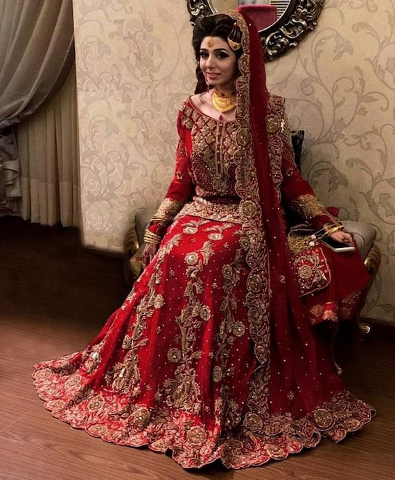 Designer Red Bridal Lehenga Dress For Indian Bridal Wear |  centenariocat.upeu.edu.pe