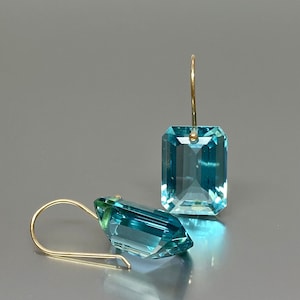 14K/18K SOLID GOLD Aquamarine Earrings, Aquamarine Drop Earring, Sky Blue Earring,  March Birthstone earring, Aquamarine Jewelry.