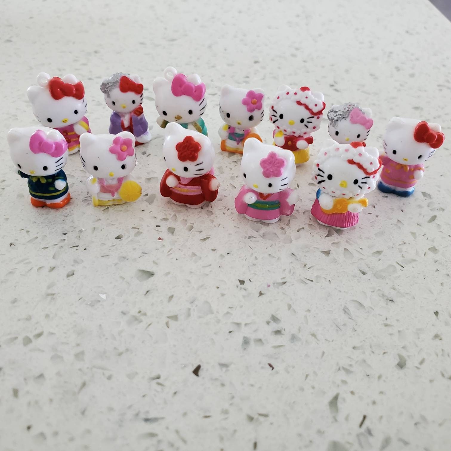 hello kitty slime set