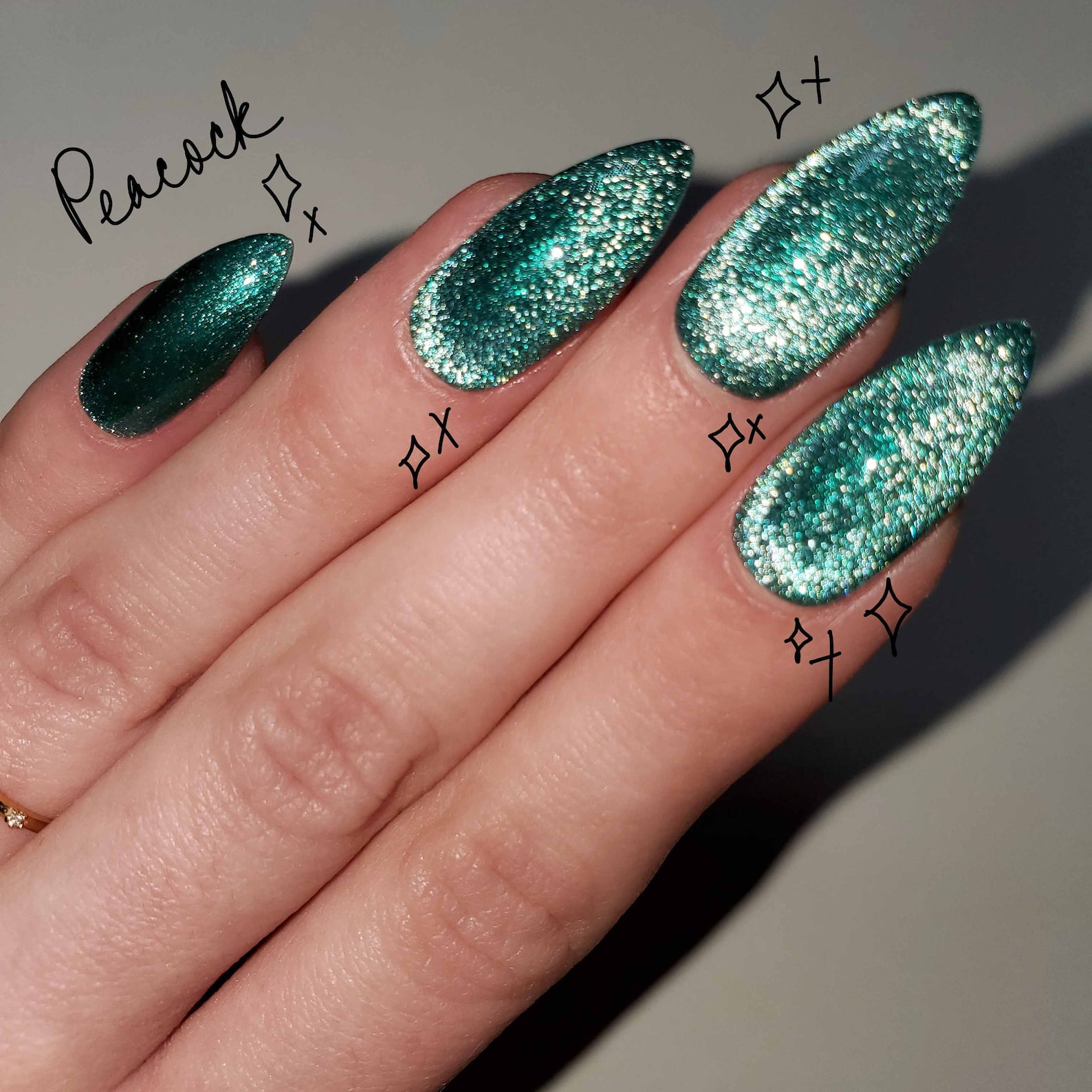 25 Cat Eye Nails For That Pretty, Velvet-Like Look