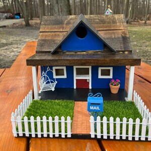 Handcrafted Wooden Birdhouse / Home Tweet Home / Functional Birdhouse / Garden Decor