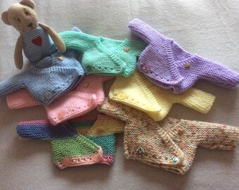 Premature hand knitted baby wrap cardigan, available in two sizes for baby 3lb-5lb and 5lb-7lb