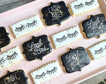 Girly eyelash themed cookies!