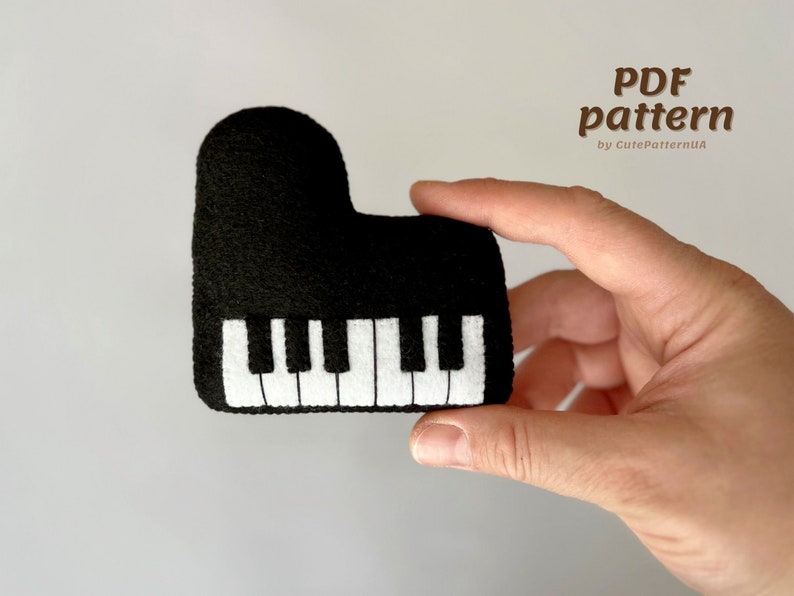 Piano sewing pattern PDF and SVG, musical instruments felt ornaments, baby mobile music, easy sewing projects, hand sewn stuffed toy piano image 4