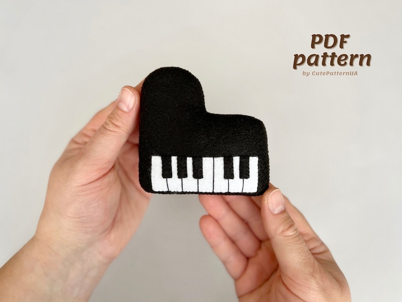 Piano sewing pattern PDF and SVG, musical instruments felt ornaments, baby mobile music, easy sewing projects, hand sewn stuffed toy piano image 6