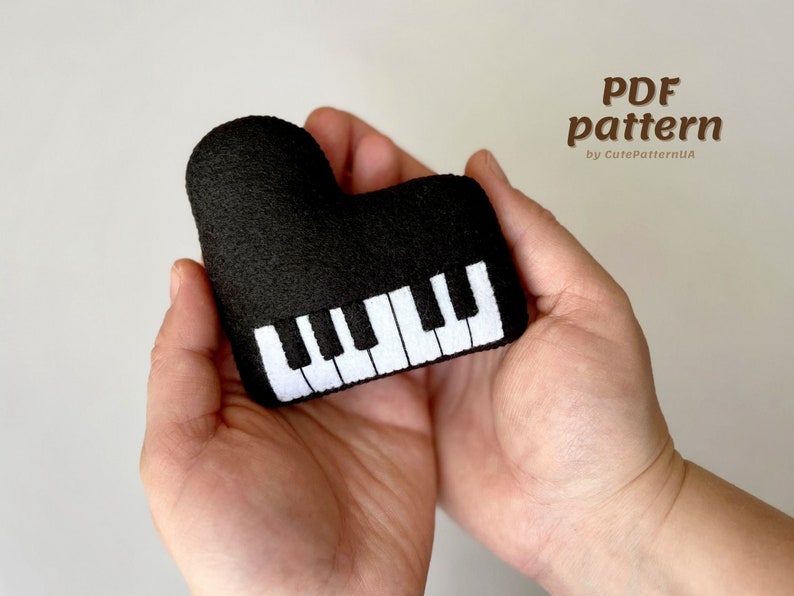 Piano sewing pattern PDF and SVG, musical instruments felt ornaments, baby mobile music, easy sewing projects, hand sewn stuffed toy piano image 2