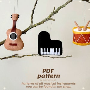 Piano sewing pattern PDF and SVG, musical instruments felt ornaments, baby mobile music, easy sewing projects, hand sewn stuffed toy piano image 3