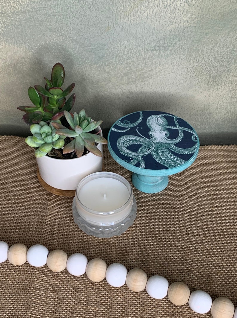 Cute octopus mini petite pedestal