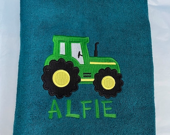 Personalised Tractor Towel / Childrens Tractor Gift / Personalised Hand Bath Towel Sheet / Childrens Bath Towel / Bath Time Gift New Baby