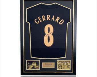 スティーブン・ジェラードのサイン入りリバプールサッカー写真 - Etsy 日本