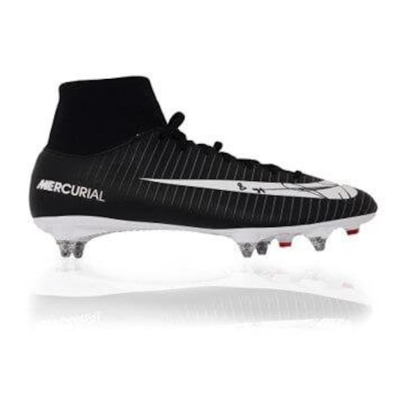 Nike マーキュリアル サイン入り