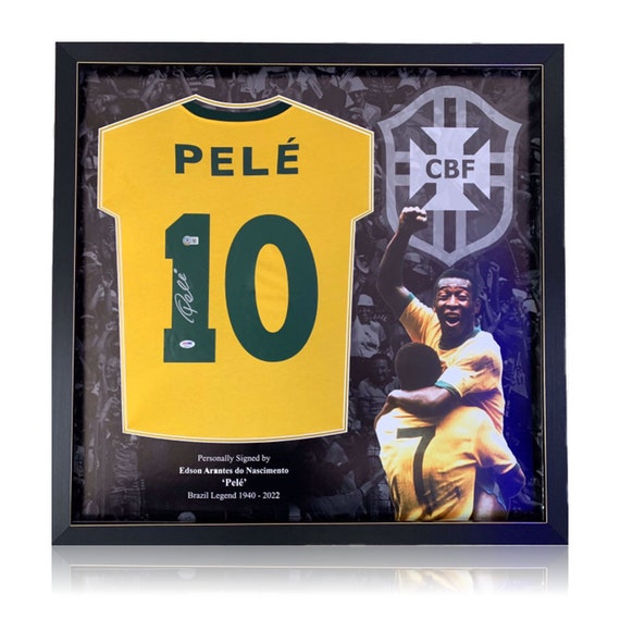 Chemise PELÉ signée et encadrée avec certificat (COA